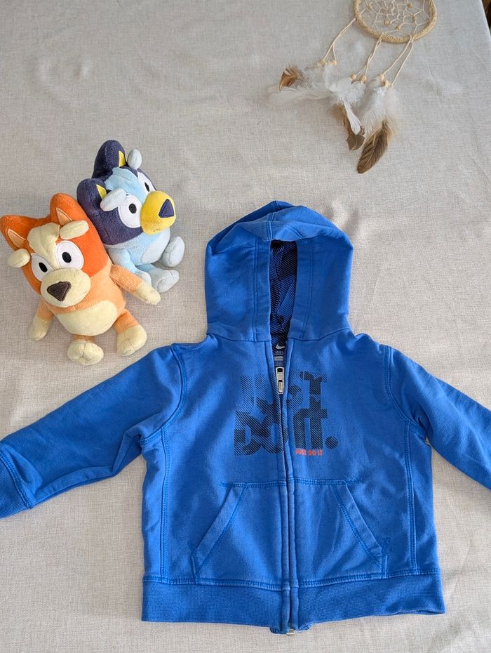 Veste Nike 9/12 mois - photo numéro 2
