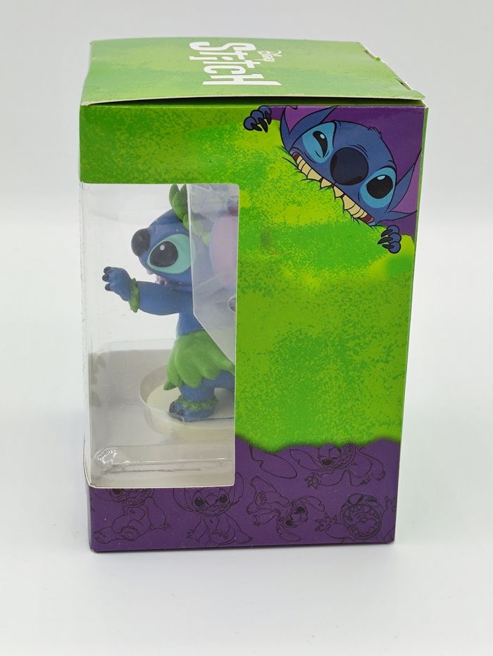Figurine Stitch dansant le hula - photo numéro 3
