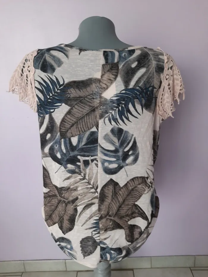 Tee shirt Fleuri - photo numéro 4