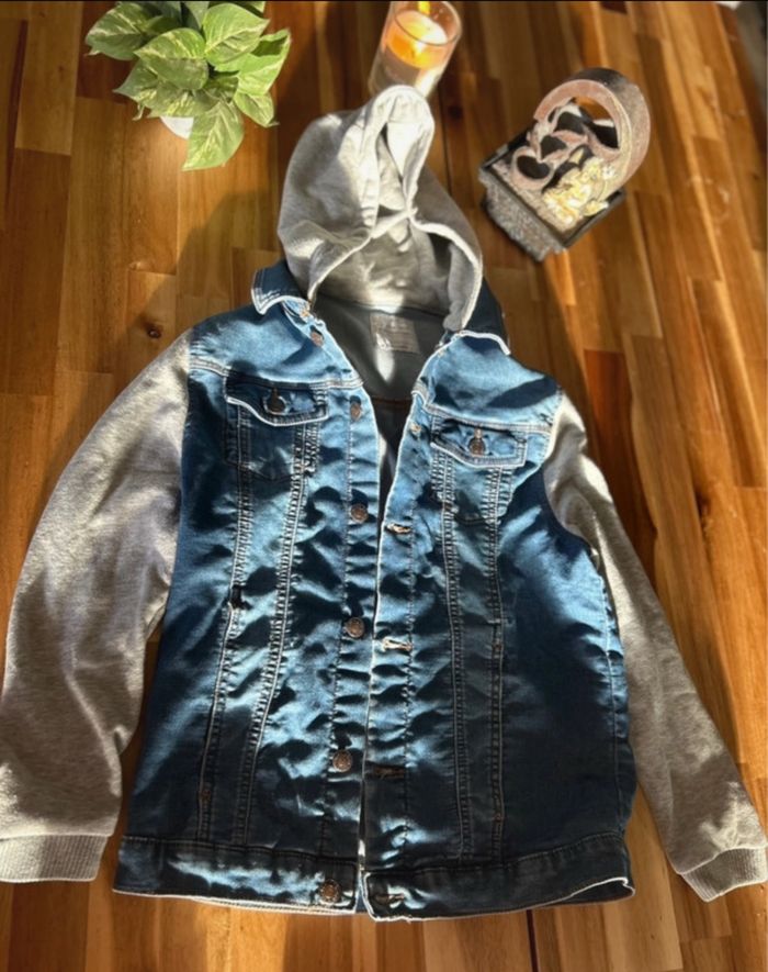 Veste en jeans/tissus de taille 12/13 ans