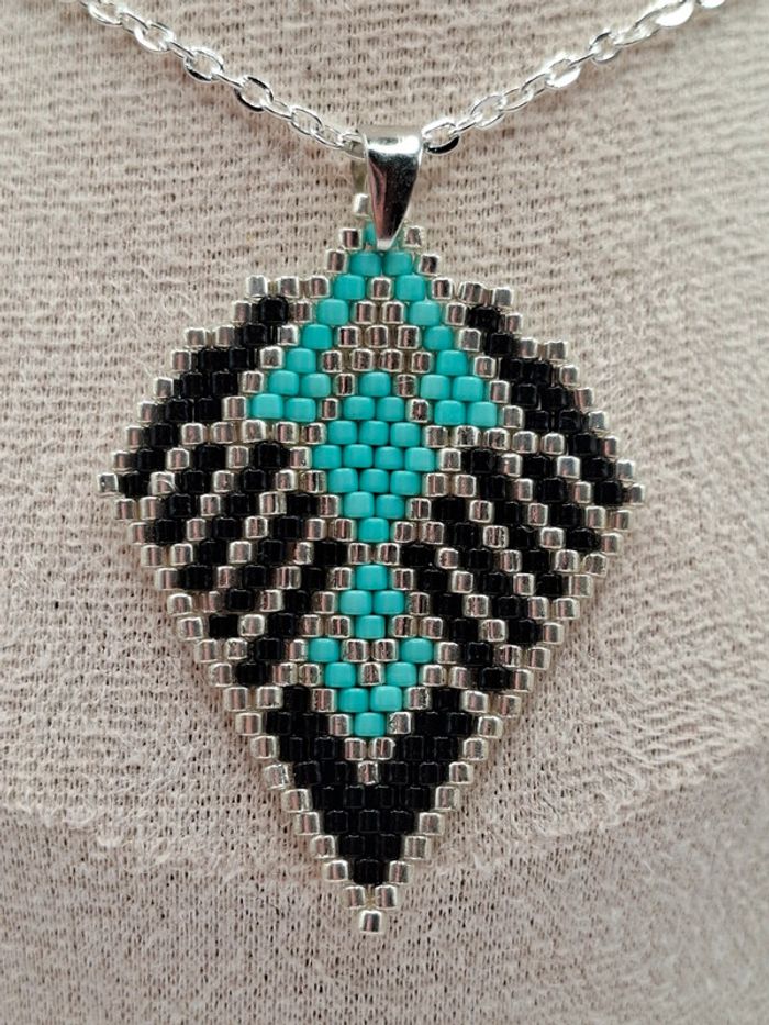 Collier brick stitch - photo numéro 2