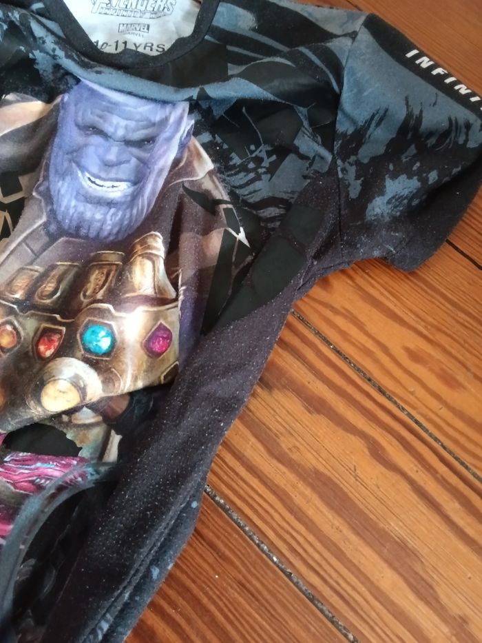 Tee-shirt marvel noir et multicolore - photo numéro 4
