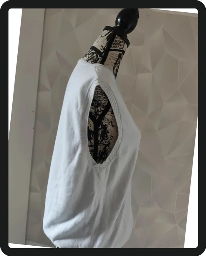 Pull sans manches - photo numéro 2