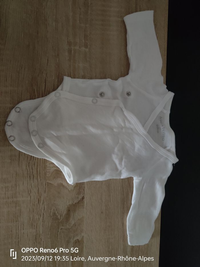 Lots 3 bodies manches longues fille 0 mois - photo numéro 3