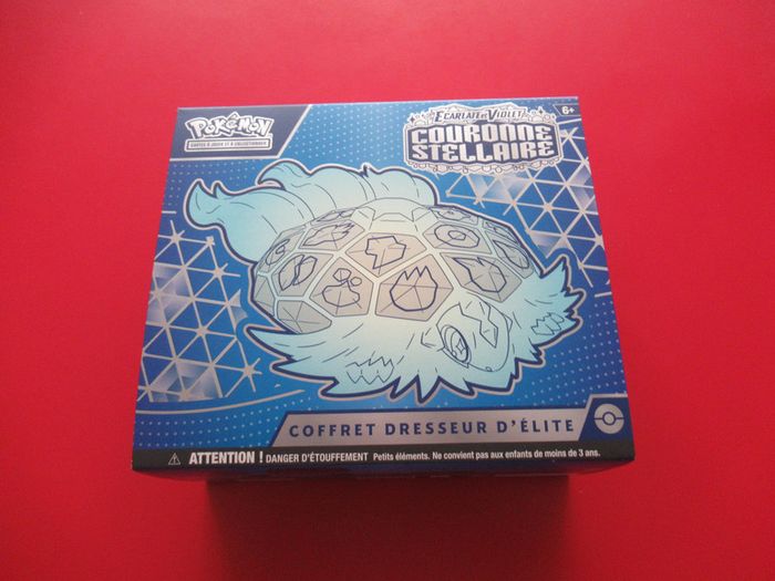 Coffret Dresseur D'élite Couronne Stellaire (sans les 9 Boosters) - photo numéro 2