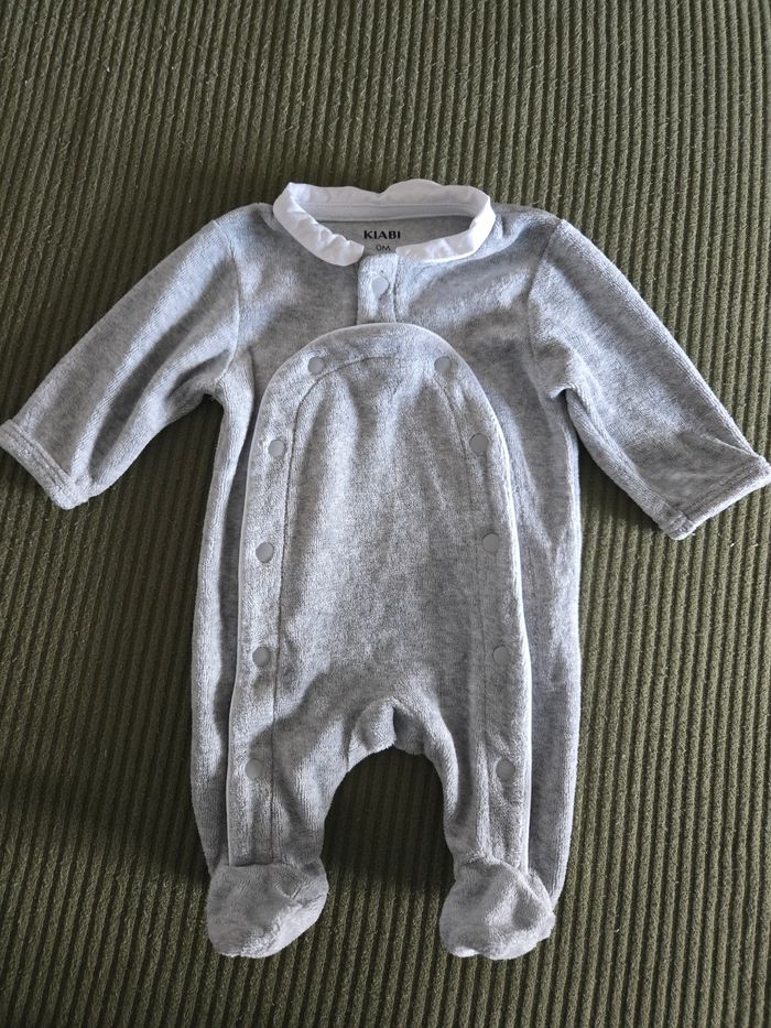 Lot vêtements 1 mois kiabi - photo numéro 4
