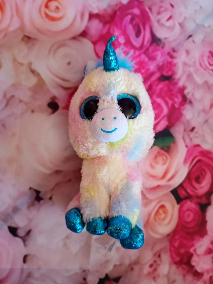 Petite peluche licorne ty