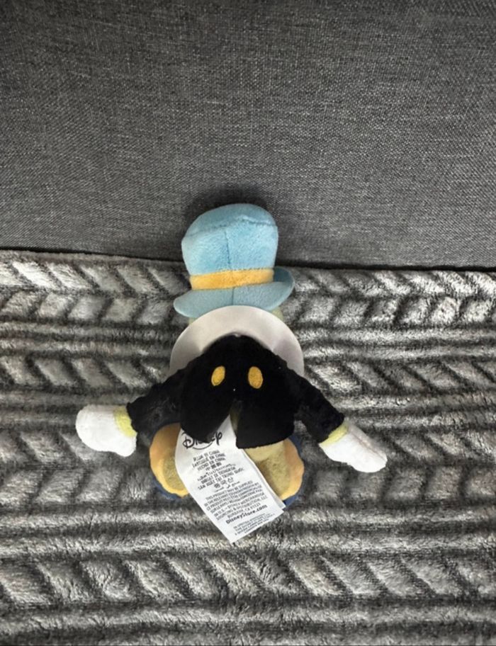 Peluche aimantée jiminy cricket Disneyland Paris Pinocchio Disney - photo numéro 2