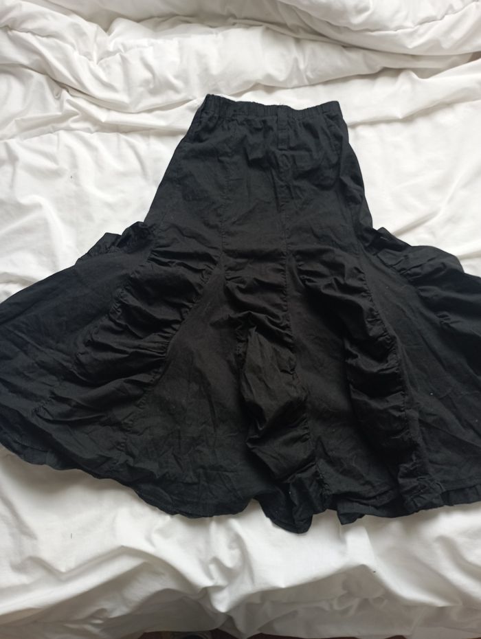 Jupe noire 12 ans neuve 3€ - photo numéro 3