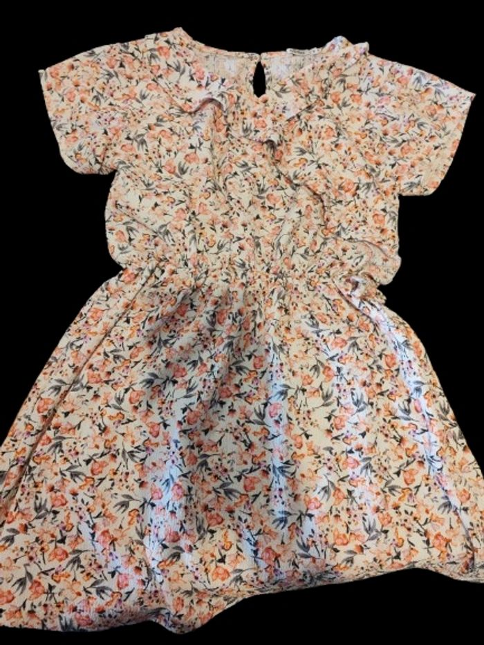 Lot fille 8 ans - photo numéro 2