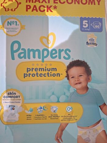 Couches pampers taille 5