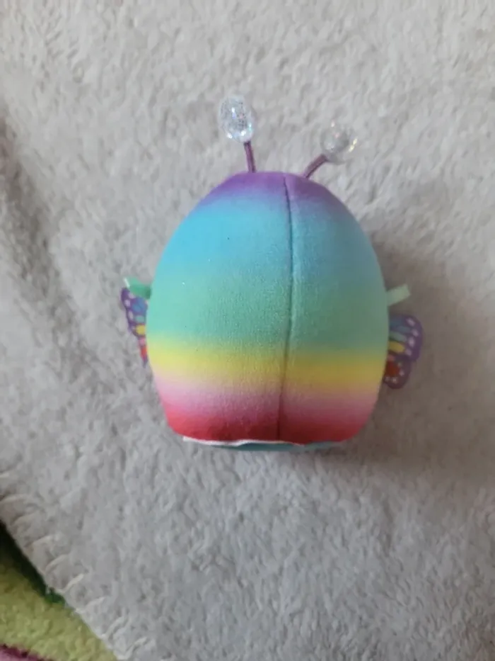 Squishmallows petite peluche papillon - photo numéro 2