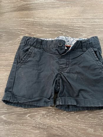 Short taille 18 mois