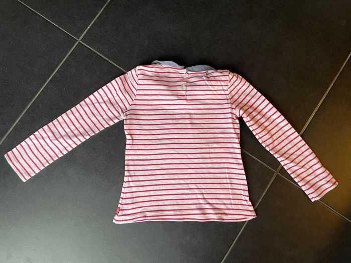 Très beau t-shirt marinière à col Okaidi fille 6 ans - photo numéro 3