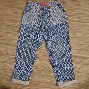 A vendre pantalon fille