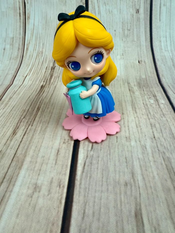 Figurine Disney Alice QPosket Sweetiny Alice au pays des merveilles - import Japon - photo numéro 2