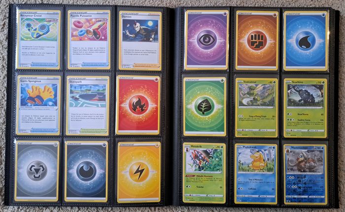🃏 Lot de 351 cartes Pokémon JCC françaises entre 2021 et 2023 - photo numéro 4