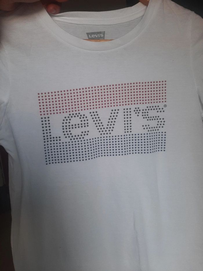 T shirt levi's bien lire le descriptif 👉 - photo numéro 5