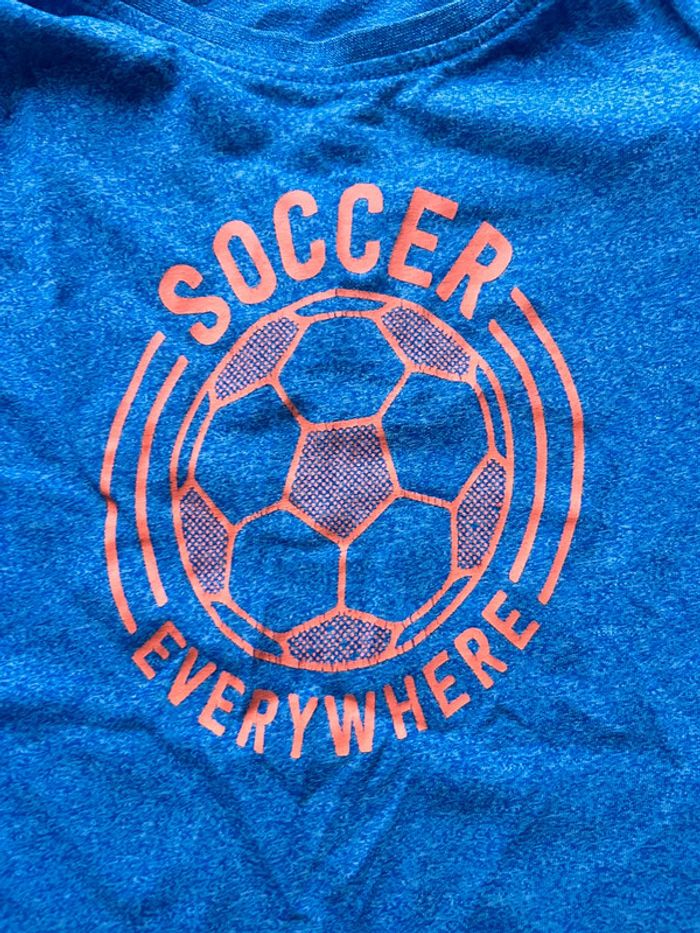 T-shirt garçon 8 ans - photo numéro 2