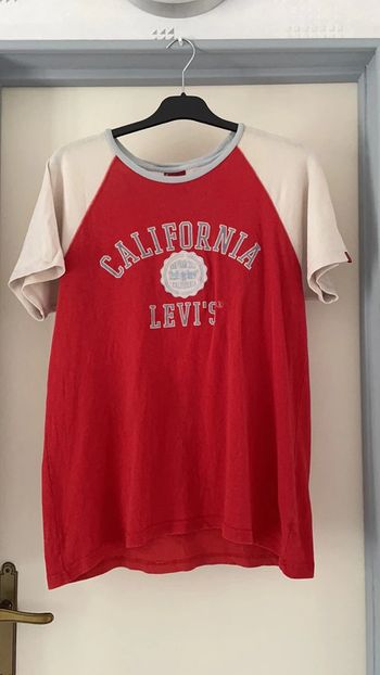 T shirt levis