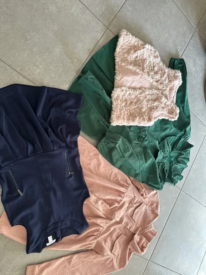 Lot vêtements fille