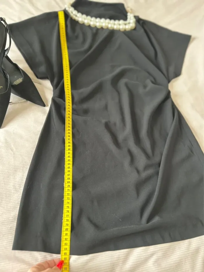 Robe noire, H&M taille M - photo numéro 4