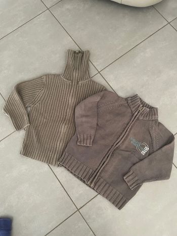 Lot gilet sweat haut vêtement garçon pull 6 ans