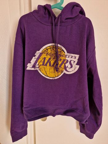Sweat lakers jennyfer