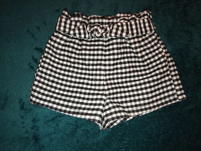Short bébé fille 9 mois