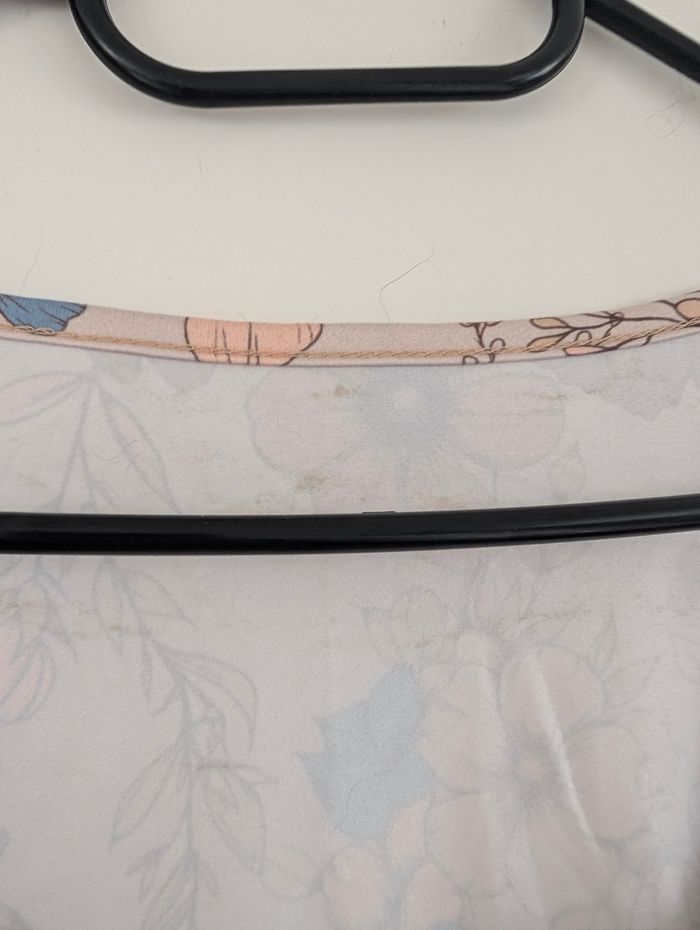 Haut fleuri manches longues Emery Rose – Taille L – Très bon état - photo numéro 4