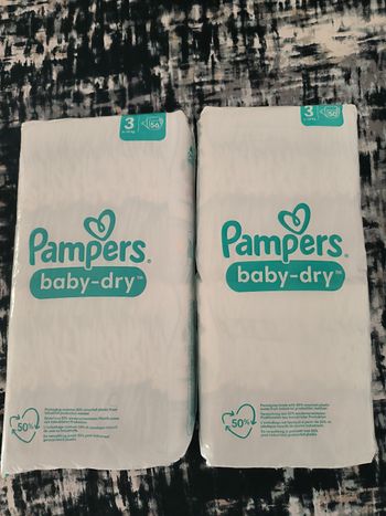Couches Pampers