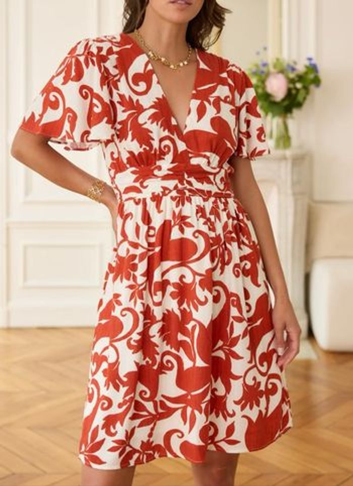 Jolie robe courte motifs terracotta