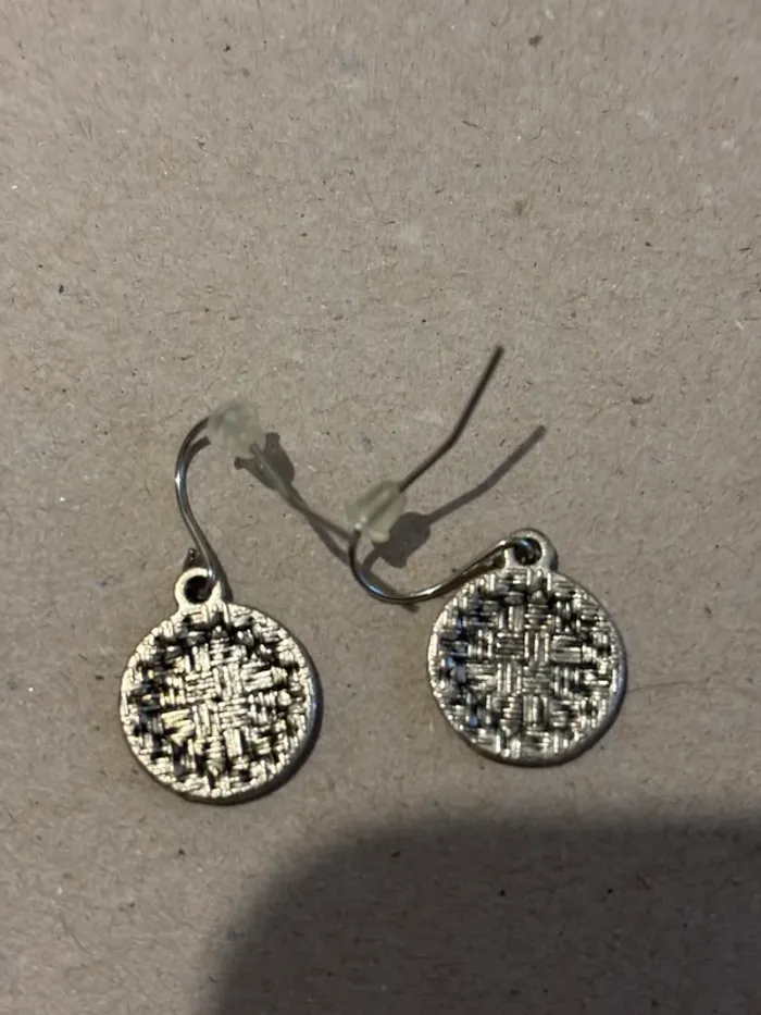 Boucle d’oreille - photo numéro 4