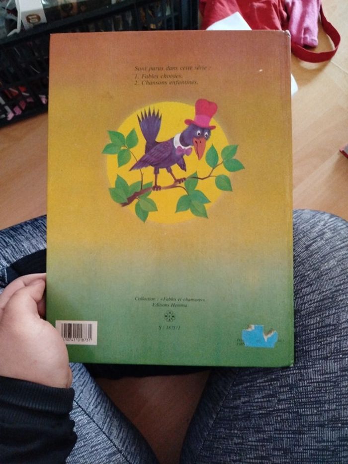 Ancien livre des fables de Lafontaine - photo numéro 3