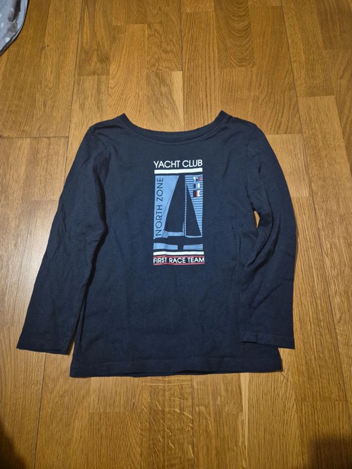 Tee-shirt marine yacht club taille 5 ans