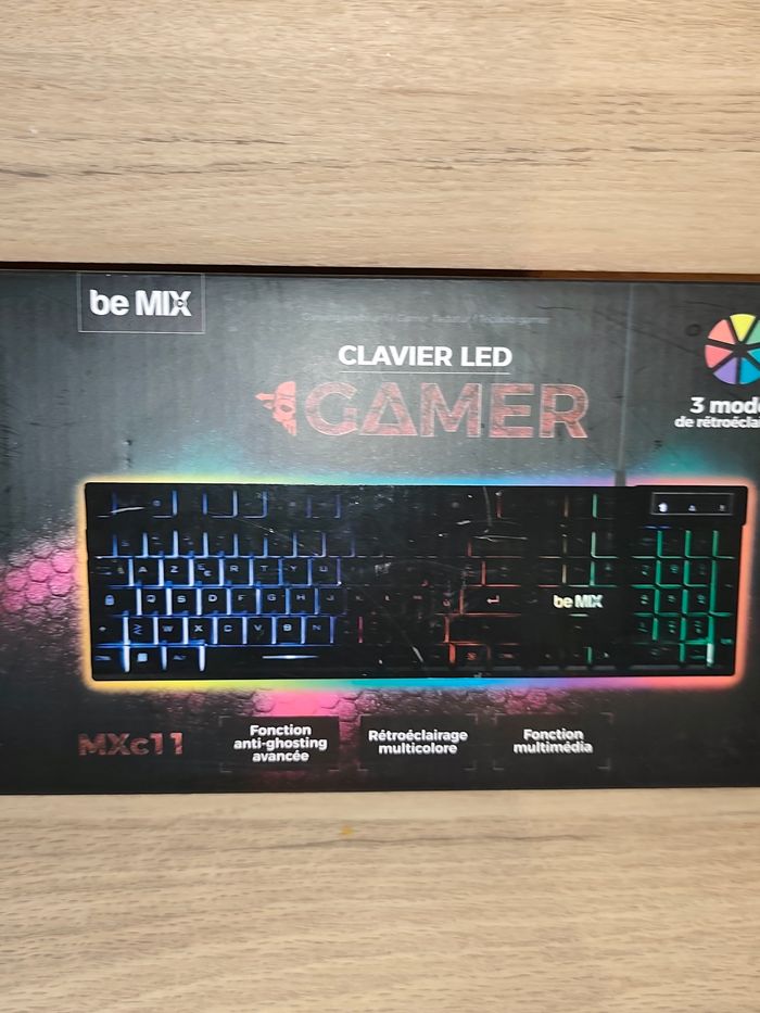 Clavier d'ordinateur - photo numéro 2