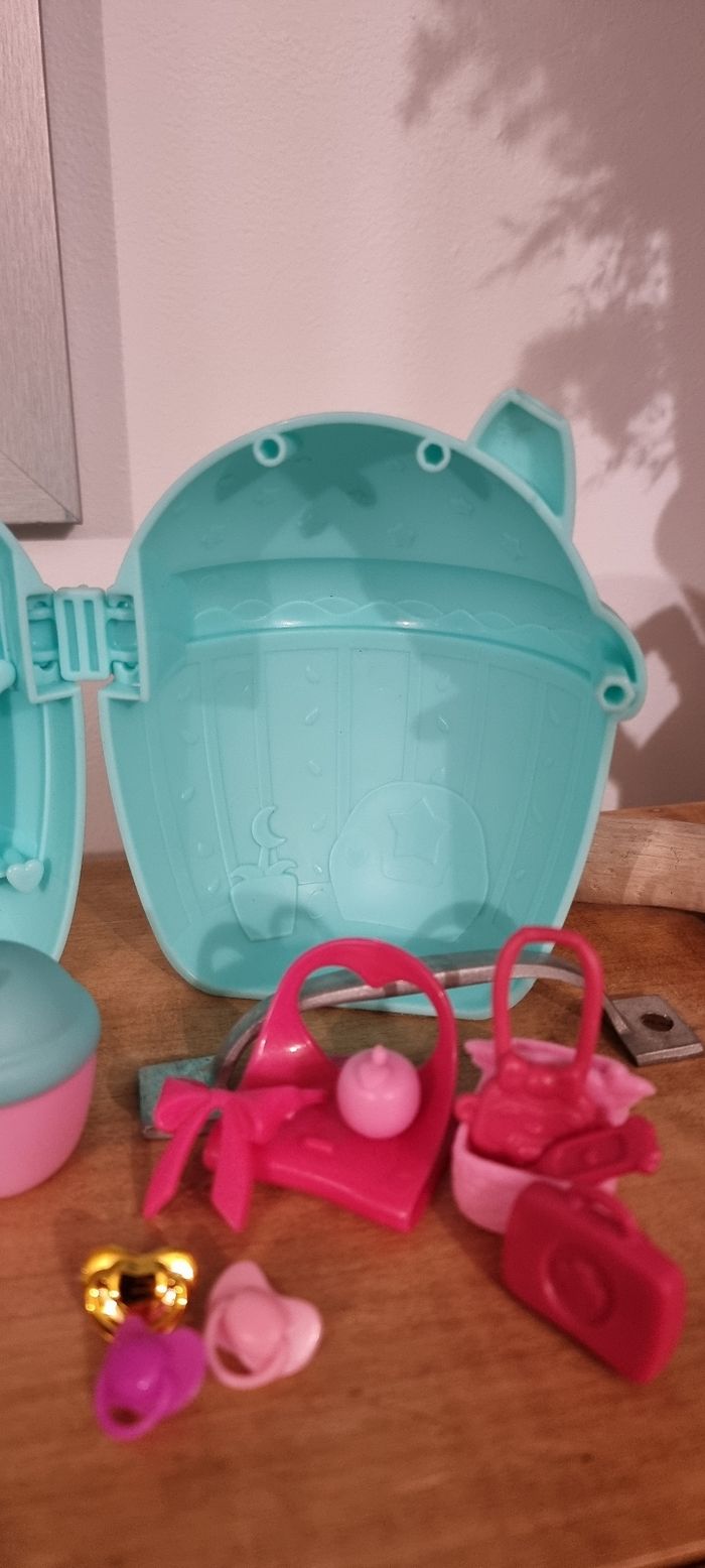 MIni bébé new born et accessoires - photo numéro 4