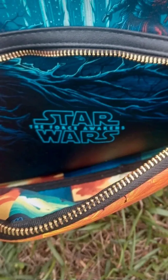 Sac loungefly  disneylandparis star wars - photo numéro 5