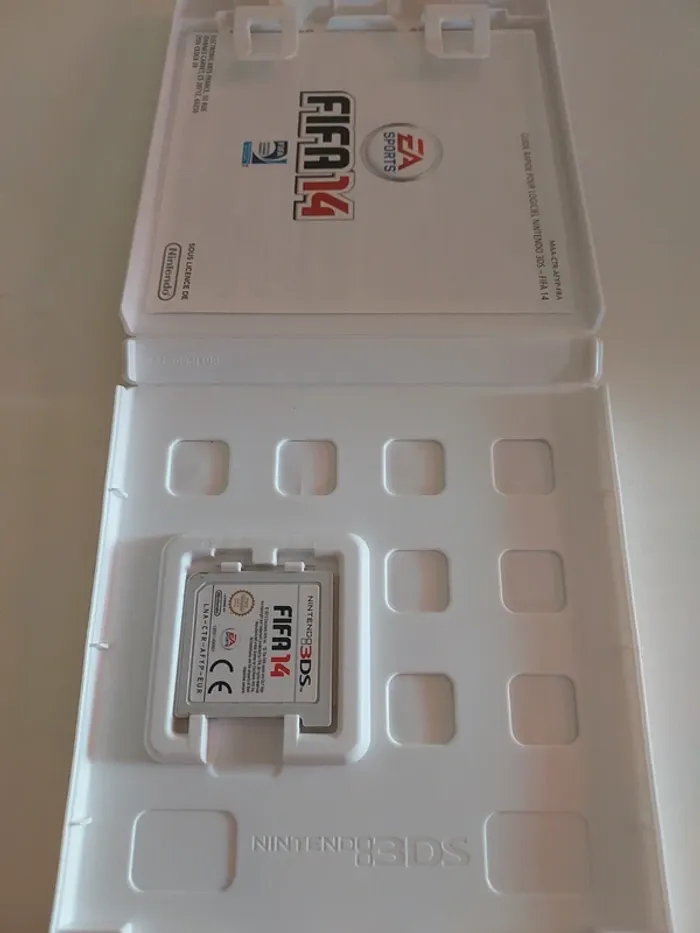 3DS FIFA 14 - photo numéro 3
