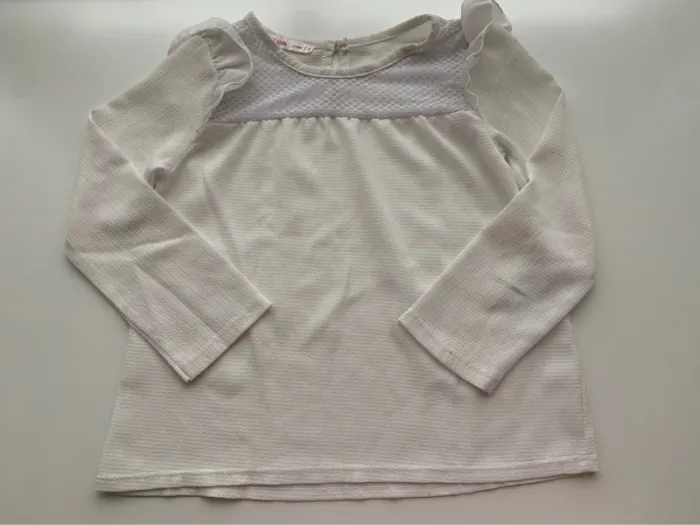 Blouse blanche fille 6 ans .