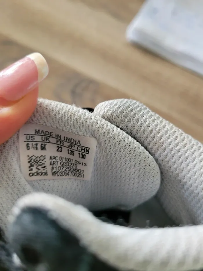Baskets adidas 23 - photo numéro 2