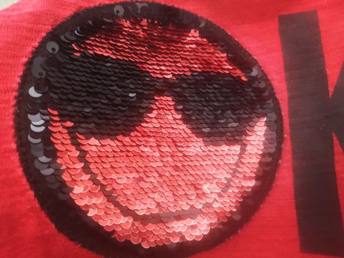 T-shirt à sequins taille 4 ans - photo numéro 2