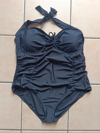 Maillot de bain Shein taille 4XL neuf