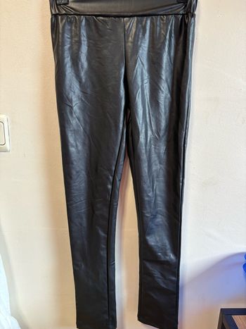 Pantalon fille taille 134/140