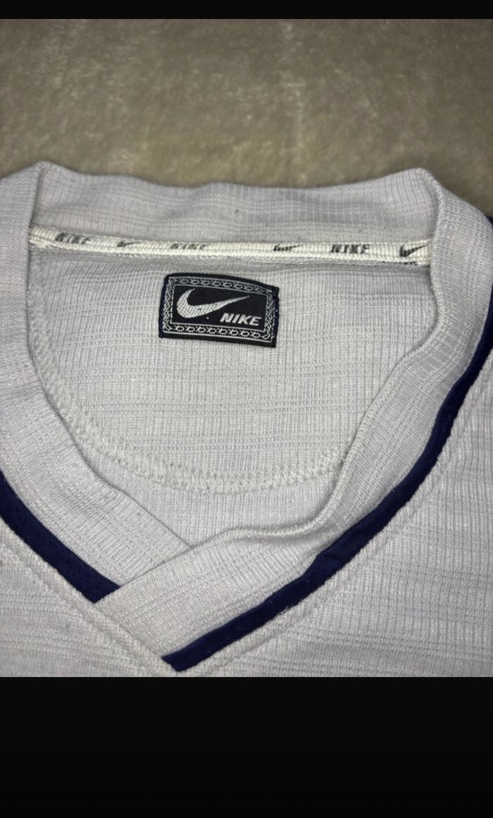 T-shirt Nike vintage y2k - photo numéro 4