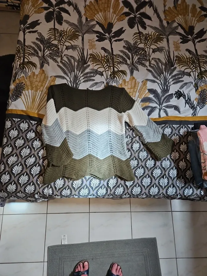 Pull kaki