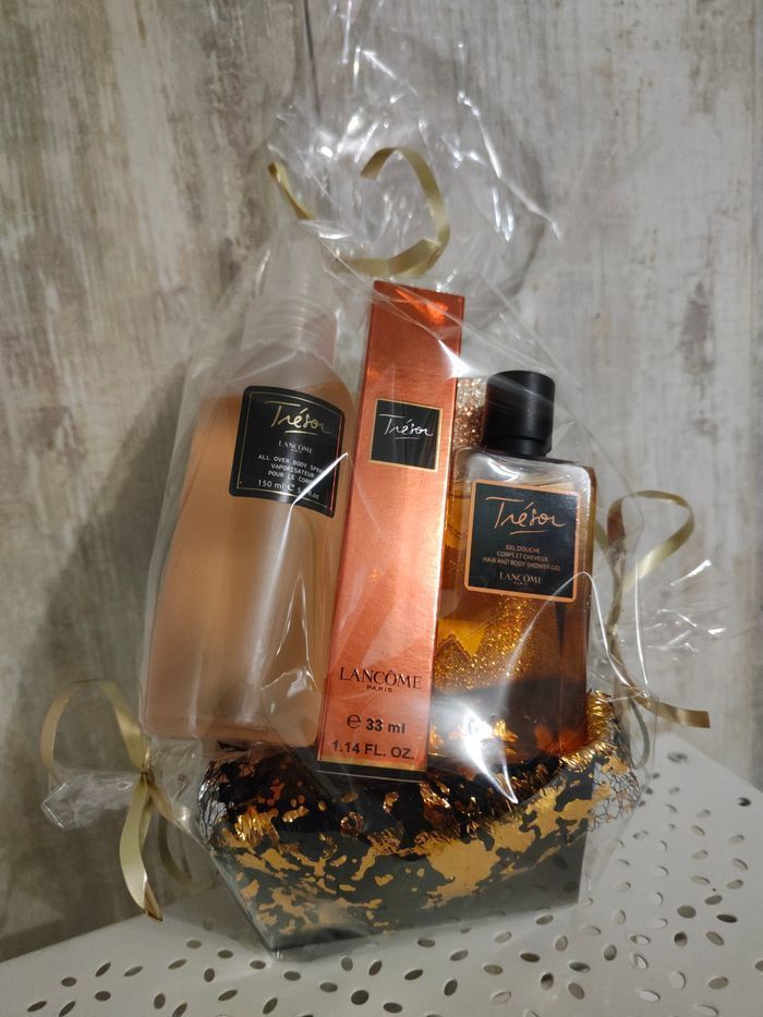 Coffret a offrir neuf