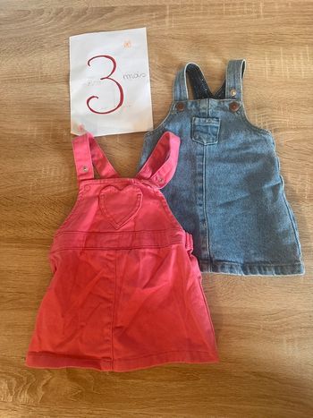 Lot 2 robes en jeans