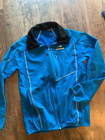 Veste coupe vent bleu