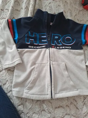 Gilet polaire avengers